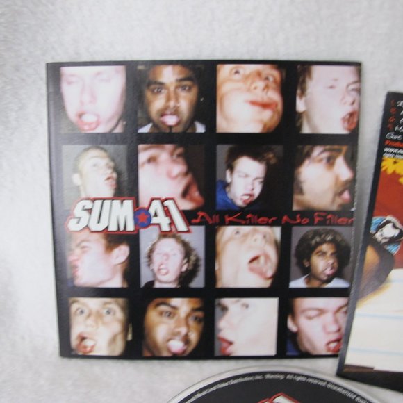 Must Bundle - Sum 41 CD Bundle - Picture 3 of 10